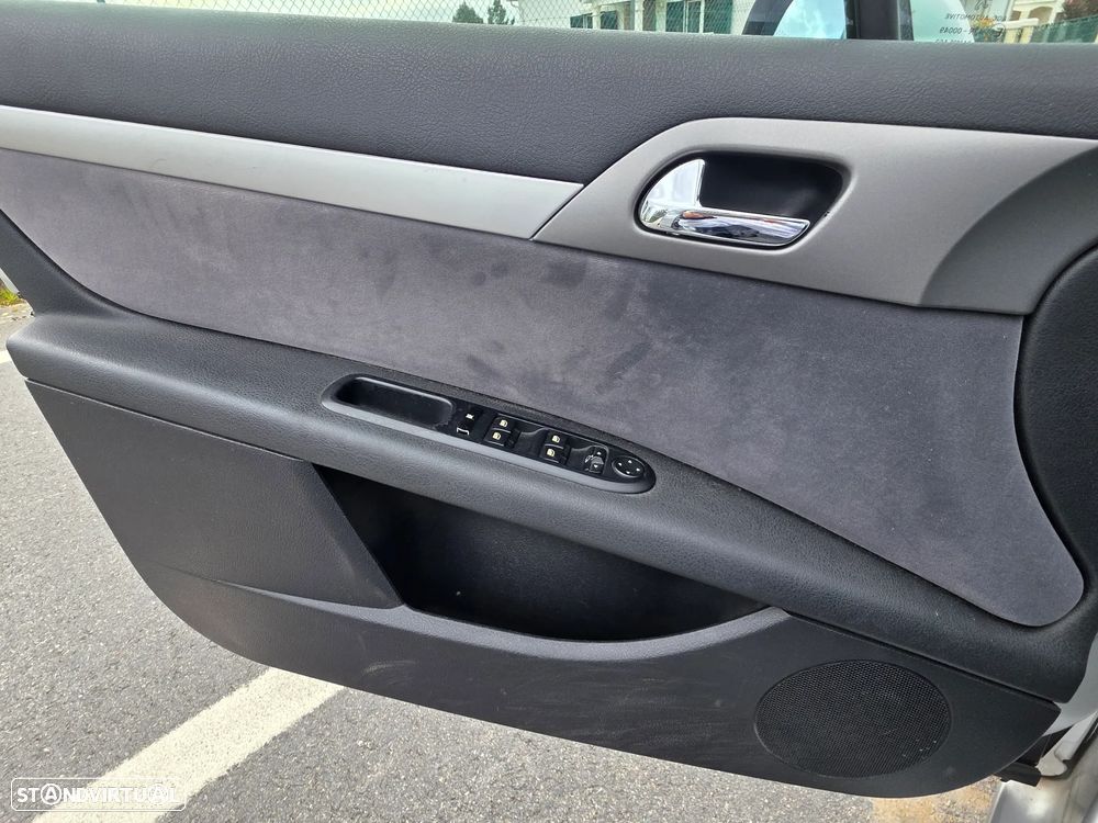 Peugeot 407 SW 2.0 HDi Executive - 9