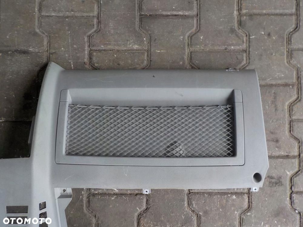 VW T5 SIATKA SCHOWEK KIESZEŃ DESKI PASAŻERA - 2