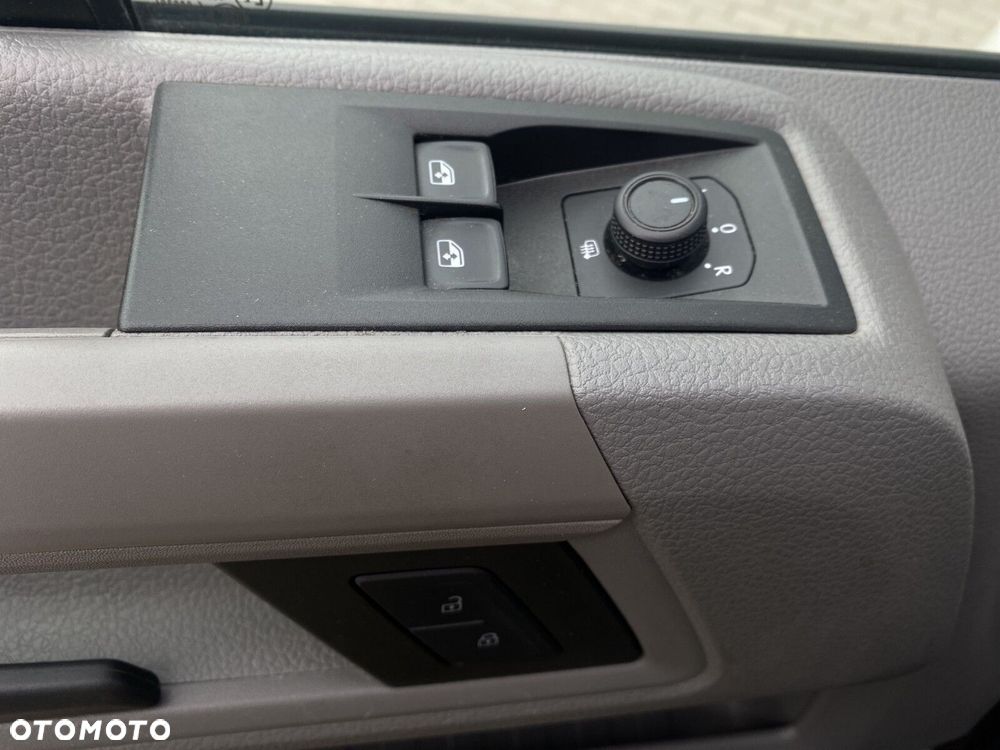 Volkswagen Crafter 35 TDI - 11