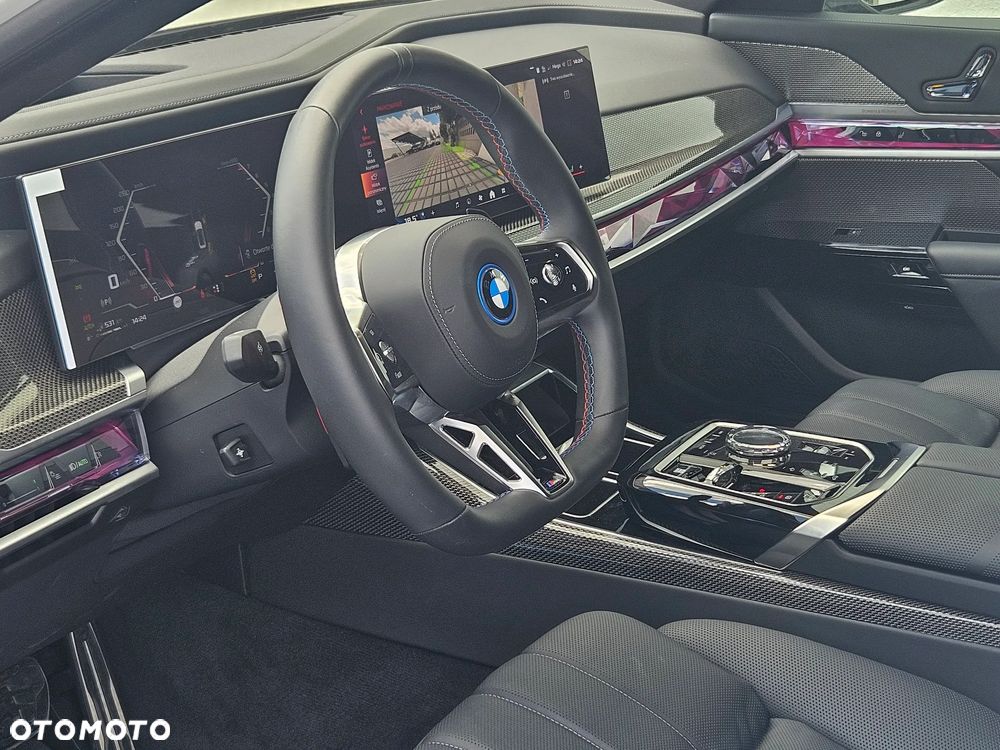 BMW Seria 7 M760e PHEV xDrive sport - 10