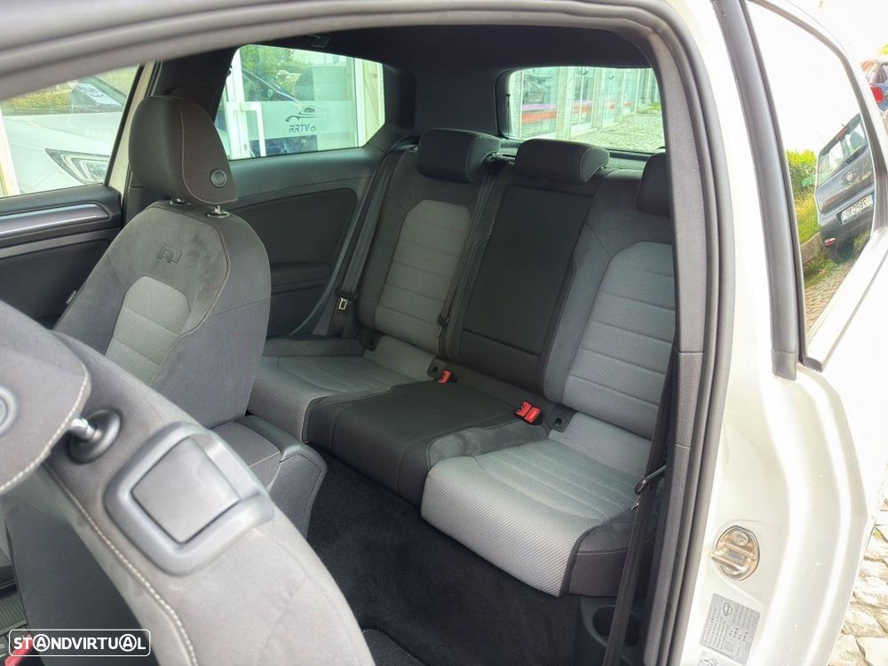 VW Golf 2.0 TDi Highline - 8