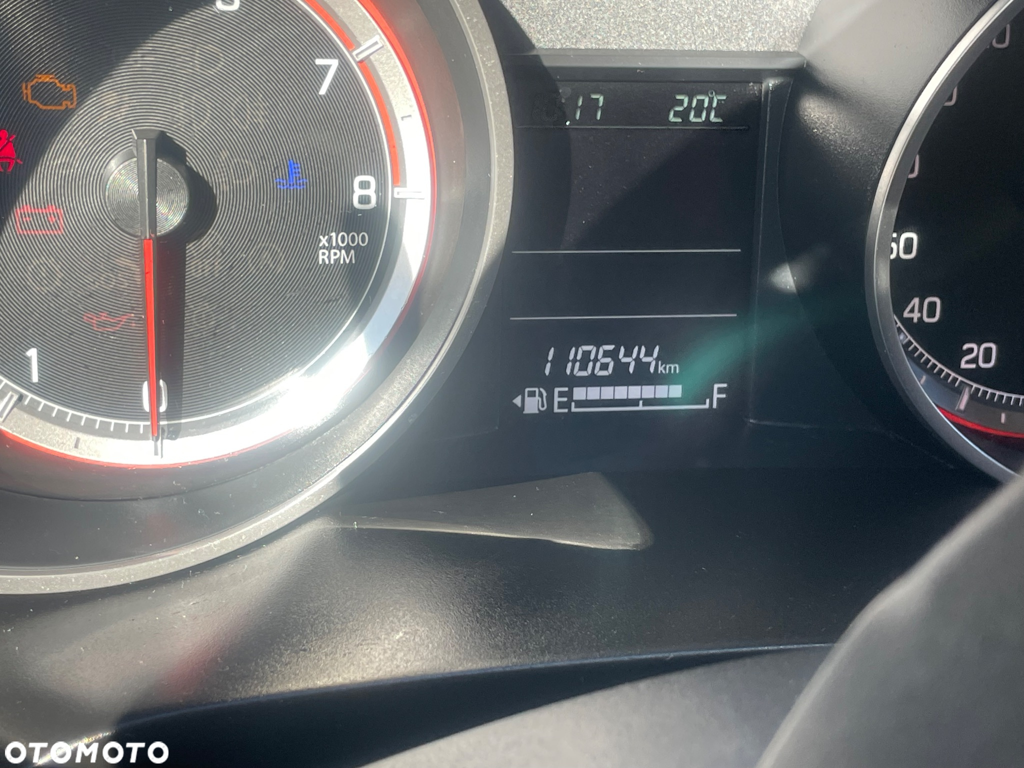Suzuki Swift 1.0 T Premium Plus - 14