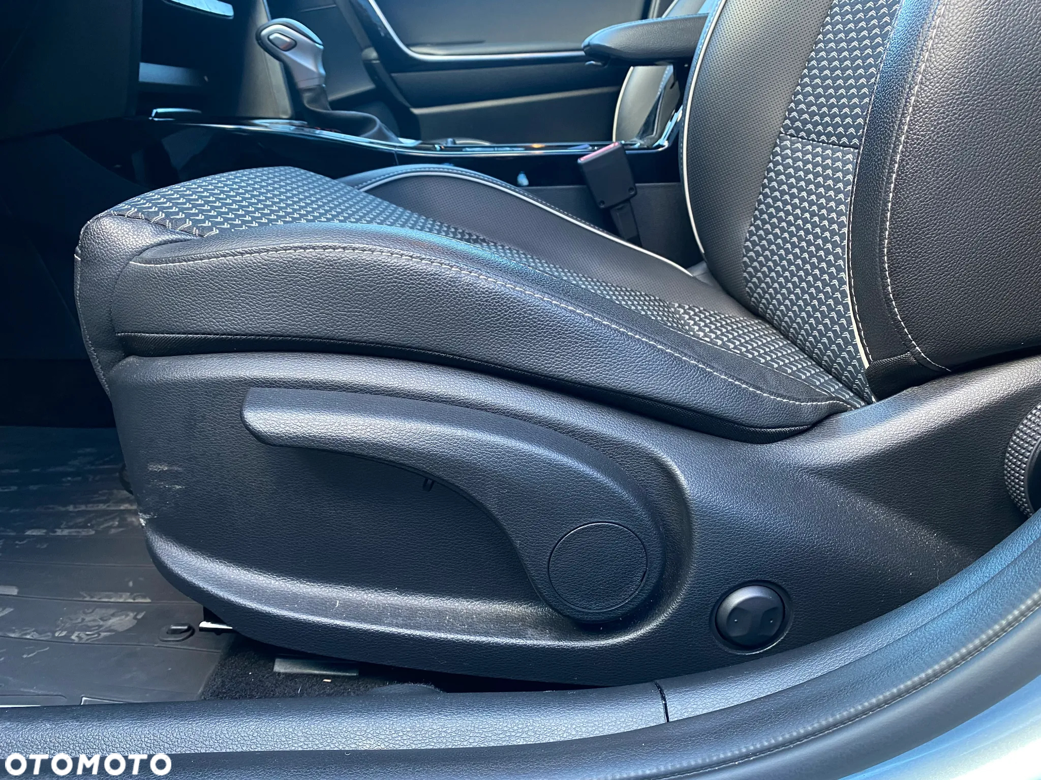 Kia Ceed 1.5 T-GDI L DCT - 12