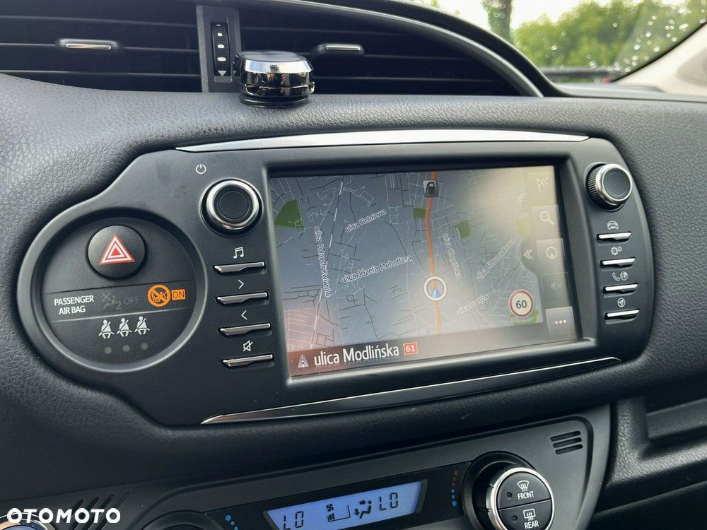 Toyota Yaris - 23