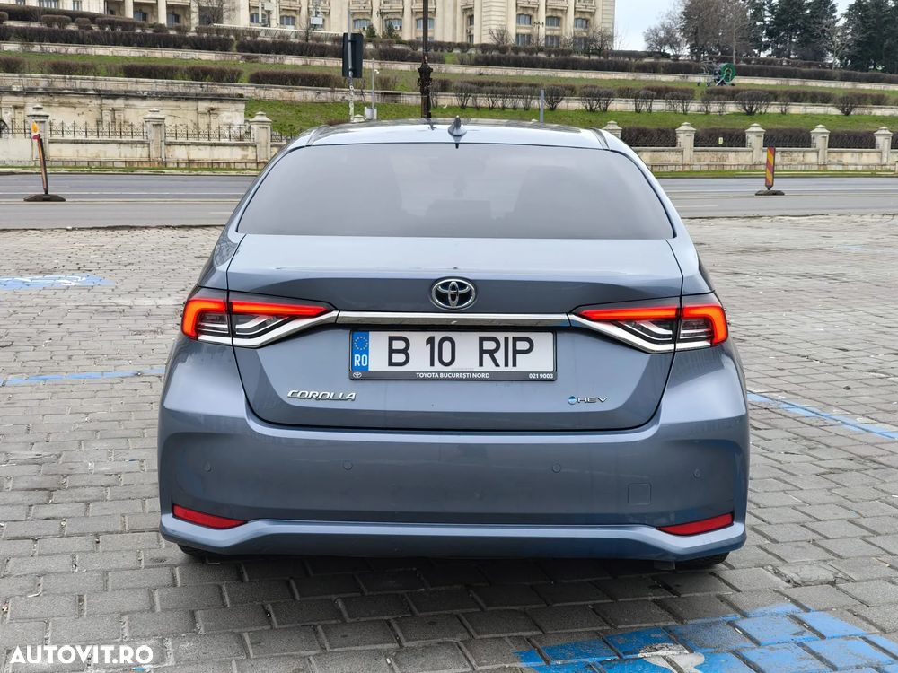 Toyota Corolla 1.8 HSD Dynamic - 9