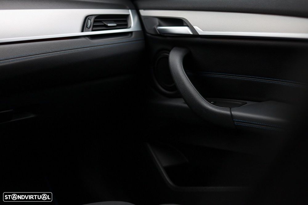 BMW X2 16 d sDrive Auto Pack M - 29