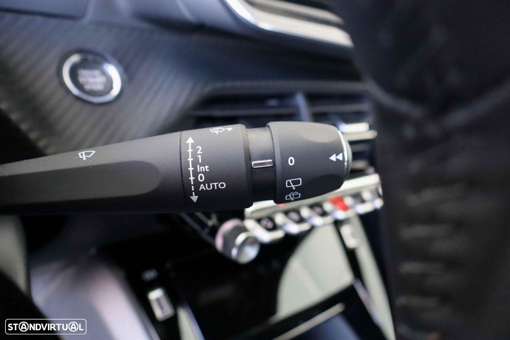 Peugeot e-2008 50 kWh Allure - 26