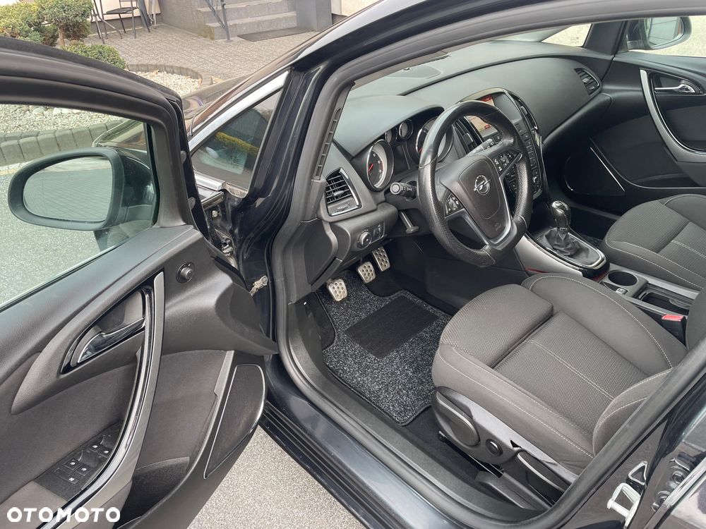 Opel Astra 2.0 BiTurbo CDTI DPF ecoFLEX SportsTourer St - 24