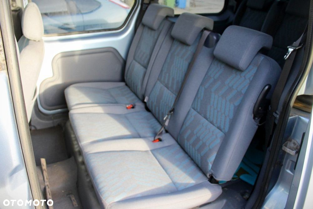 Ford Transit Connect MK1 2007 1.8TDCI (MASKA, ZDERZAK, LAMPA, BŁOTNIK, DRZWI, SZYBA, FOTEL) - 9