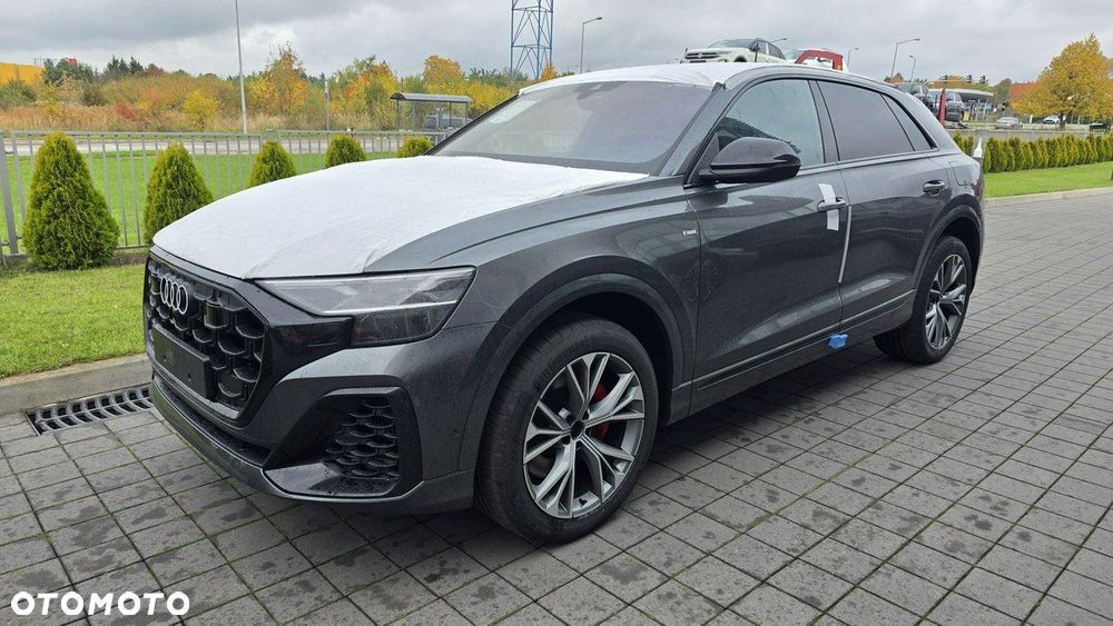 Audi Q8 - 2