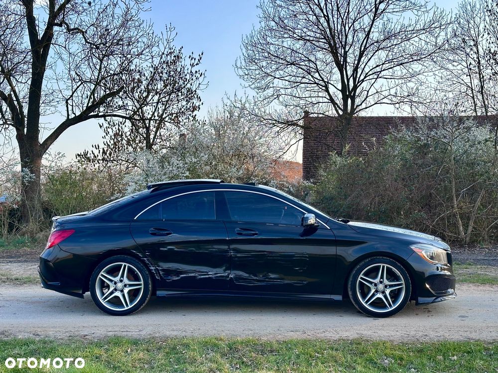 Mercedes-Benz CLA 250 7G-DCT AMG Line - 10