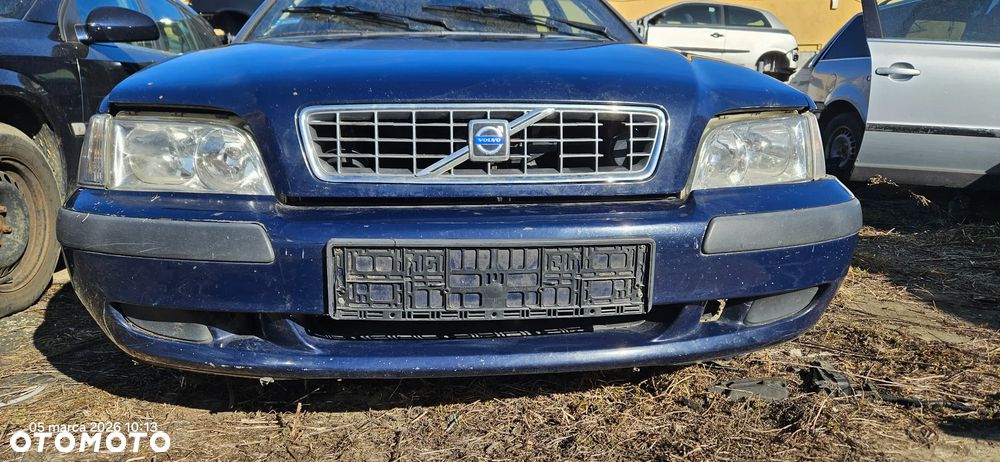 Zderzak przedni przód Volvo V40 I Lift 2003r 243-23 - 1