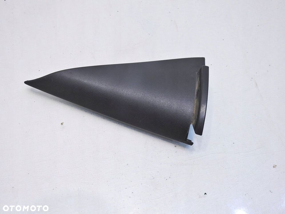 TRÓJKĄT OSŁONA DRZWI PRAWY TYŁ AUDI A4 B7 AVANT - 4