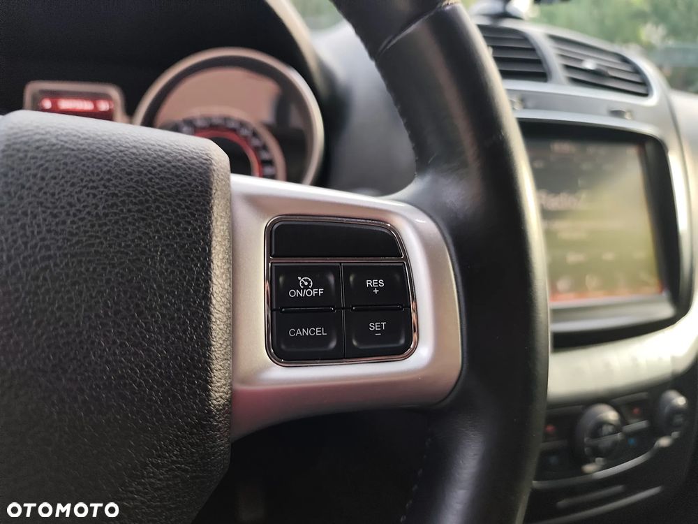Fiat Freemont 2.0 Multijet Lounge - 23