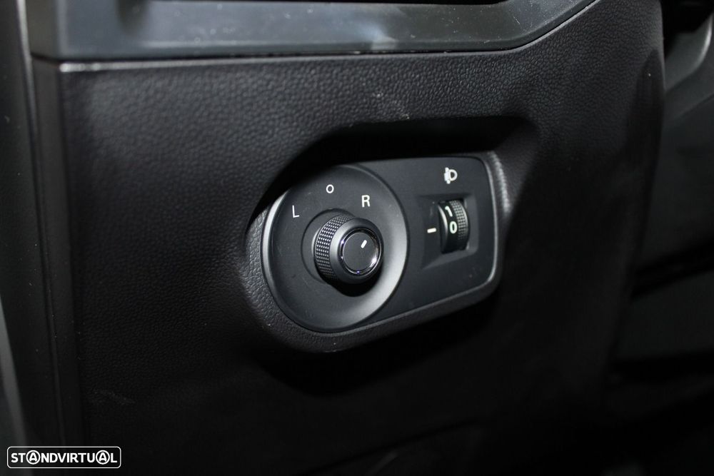 MG MG4 51 kWh Standard - 11