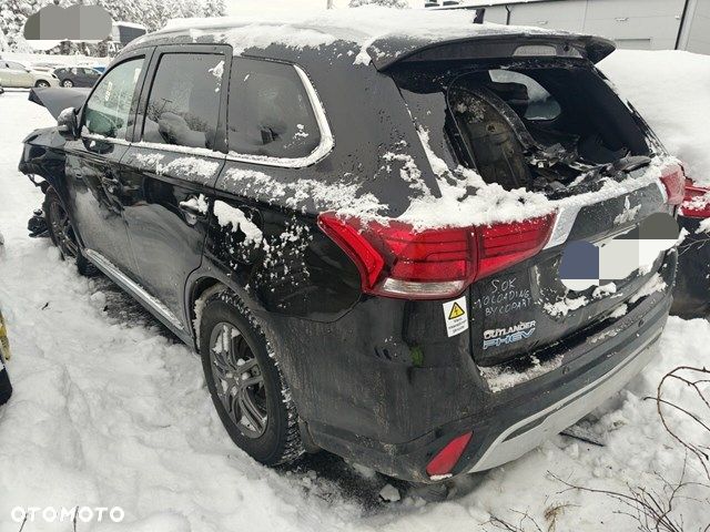 Mitsubishi Outlander Intense + - 4