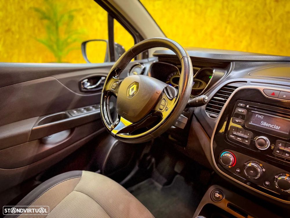 Renault Captur 1.0 TCe Intens - 12