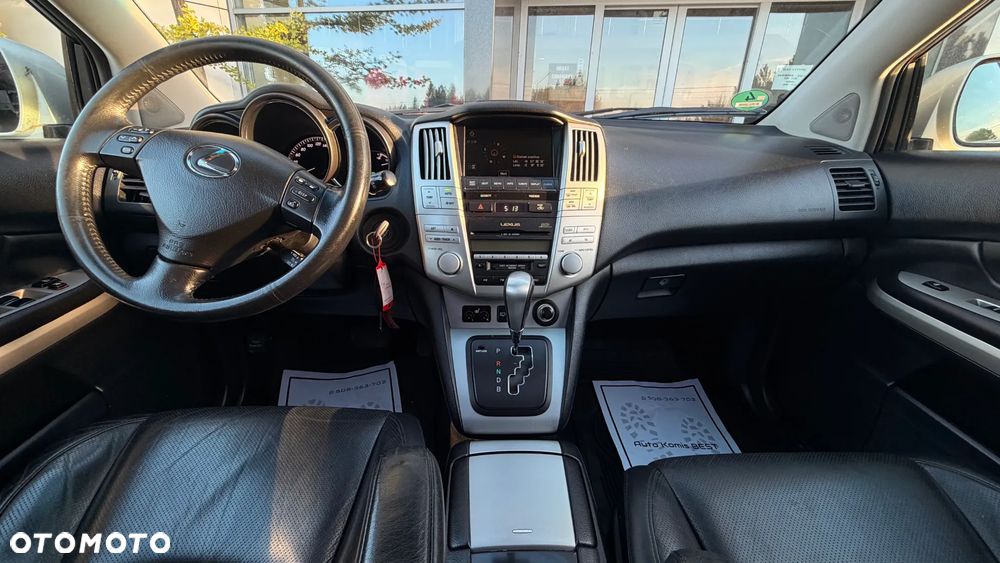 Lexus RX - 21