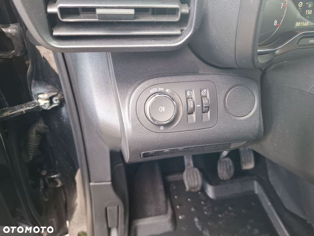 Opel Combo 1.2 Turbo Enjoy S&S - 22