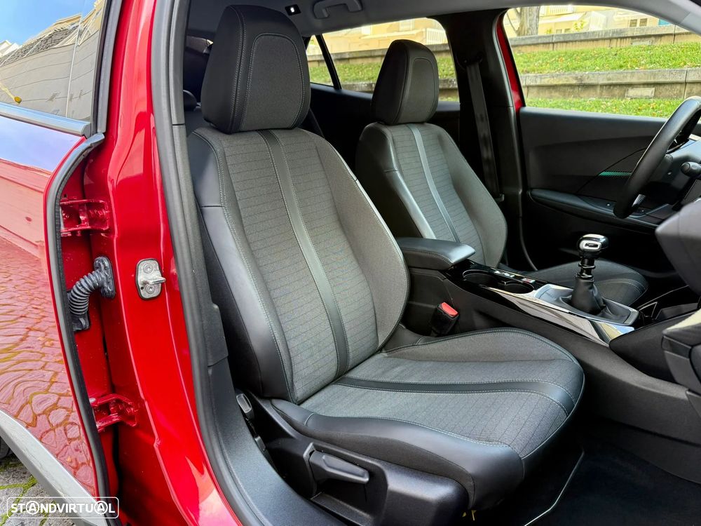 Peugeot 2008 PureTech 130 Allure Pack - 18