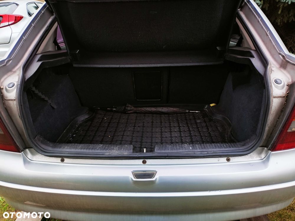 Opel Astra - 8