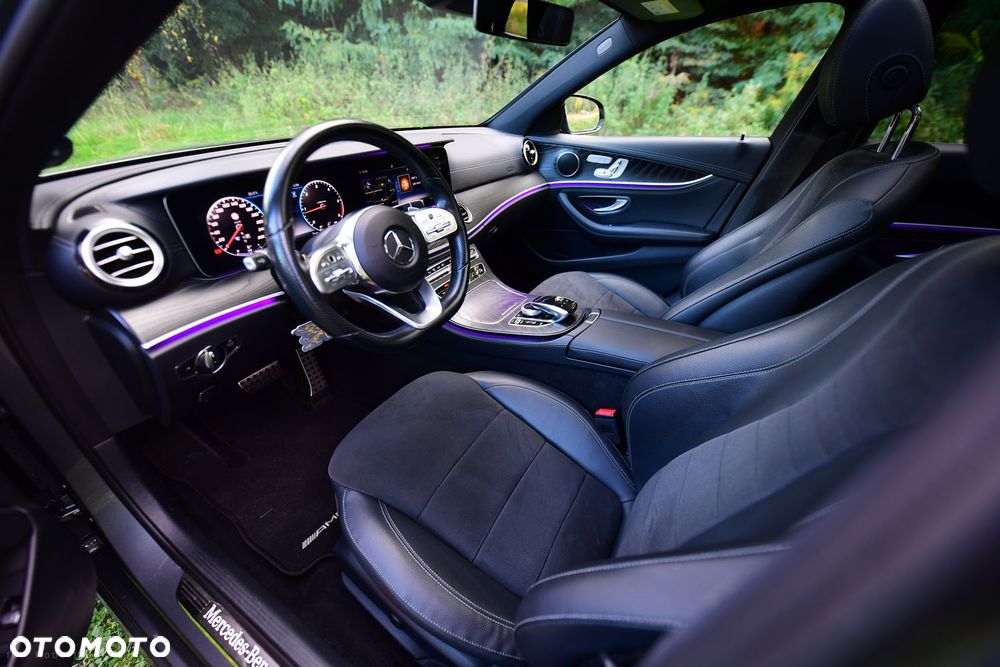 Mercedes-Benz Klasa E 220 d 4-Matic AMG - 18