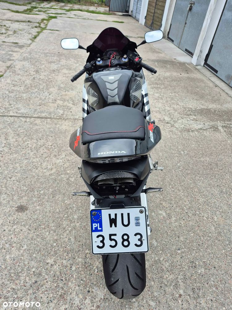 Honda CBR - 3