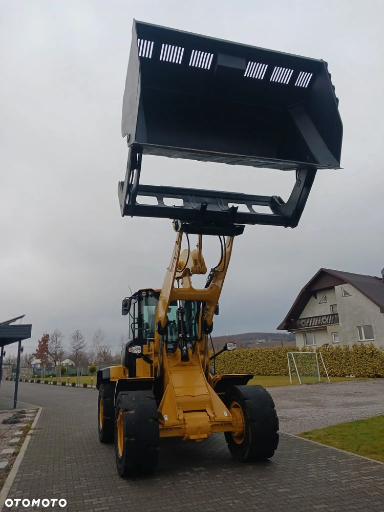 Caterpillar 938 M - 11