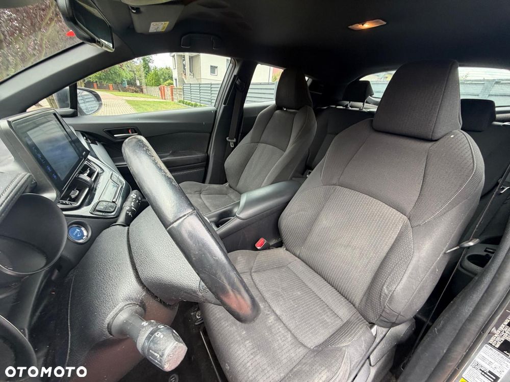 Toyota C-HR Business-Edition - 10