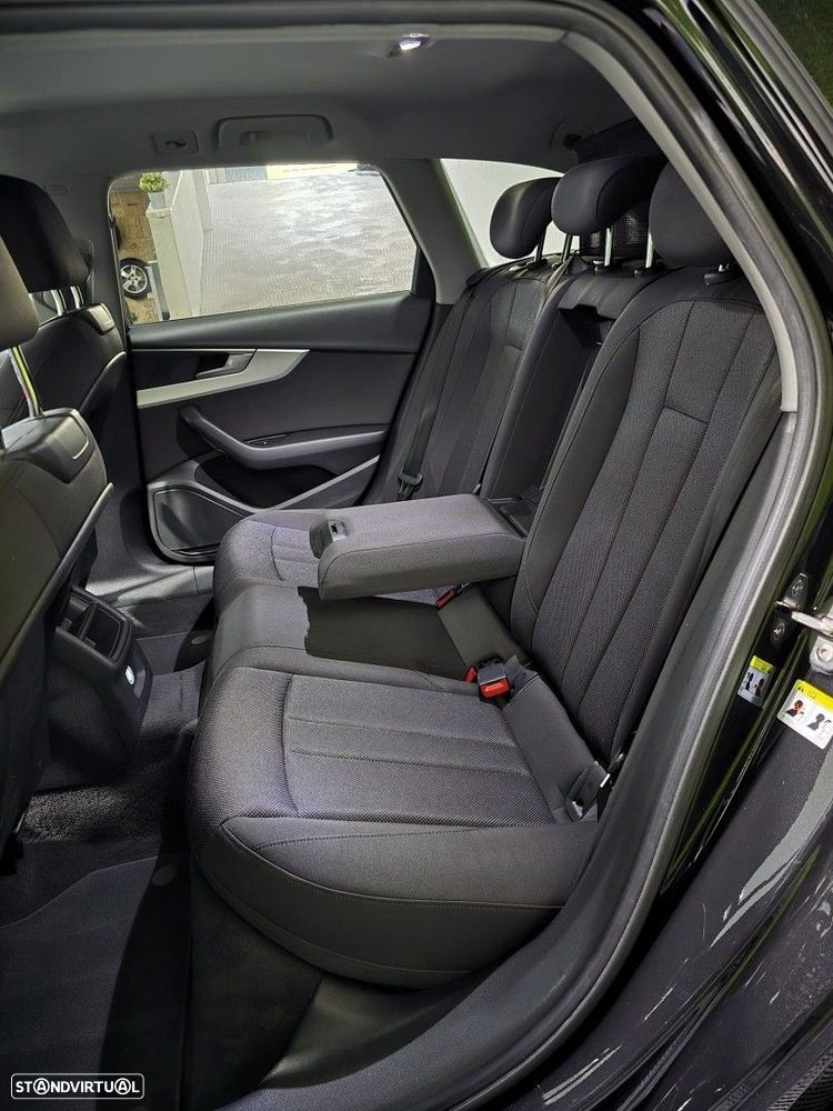 Audi A4 Avant 2.0 TDI Advance S tronic - 14