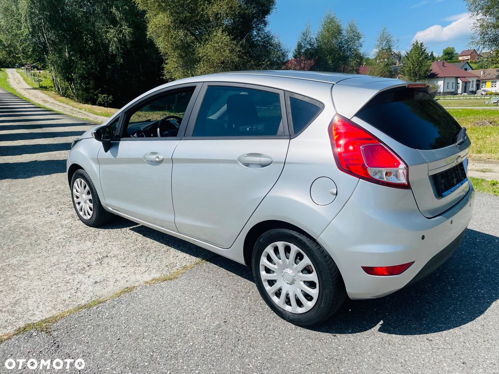 Ford Fiesta 1.25 Champions Edition - 9
