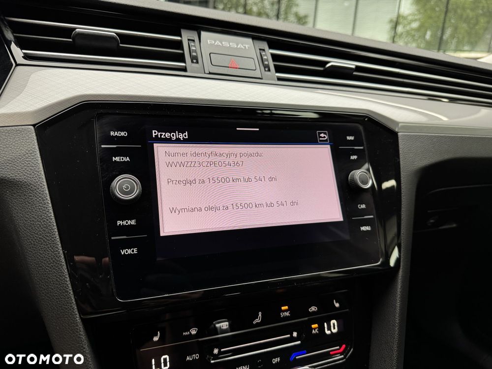 Volkswagen Passat Variant - 36