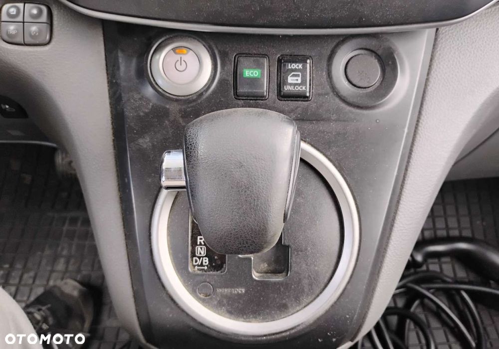 Nissan E-NV 200 - 21
