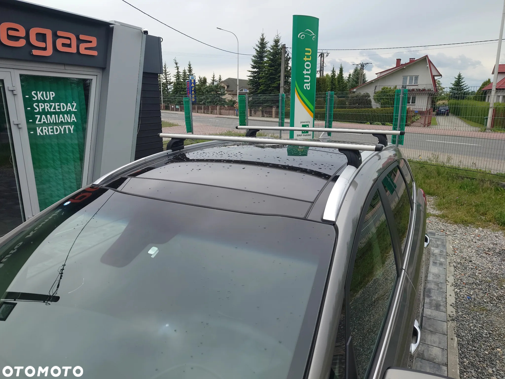Kia Carens 1.7 CRDi M 7os - 10