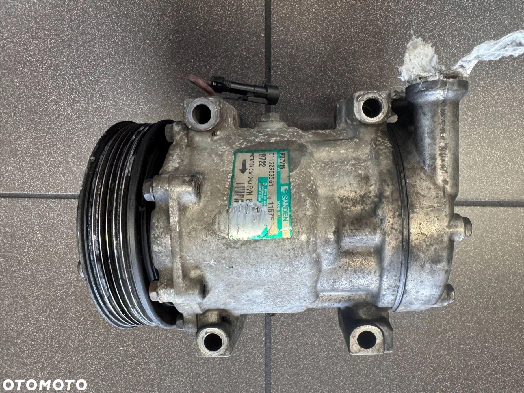 KOMPRESOR KLIMATYZACJI ALFA ROMEO 60653652 SD7V16 - 1