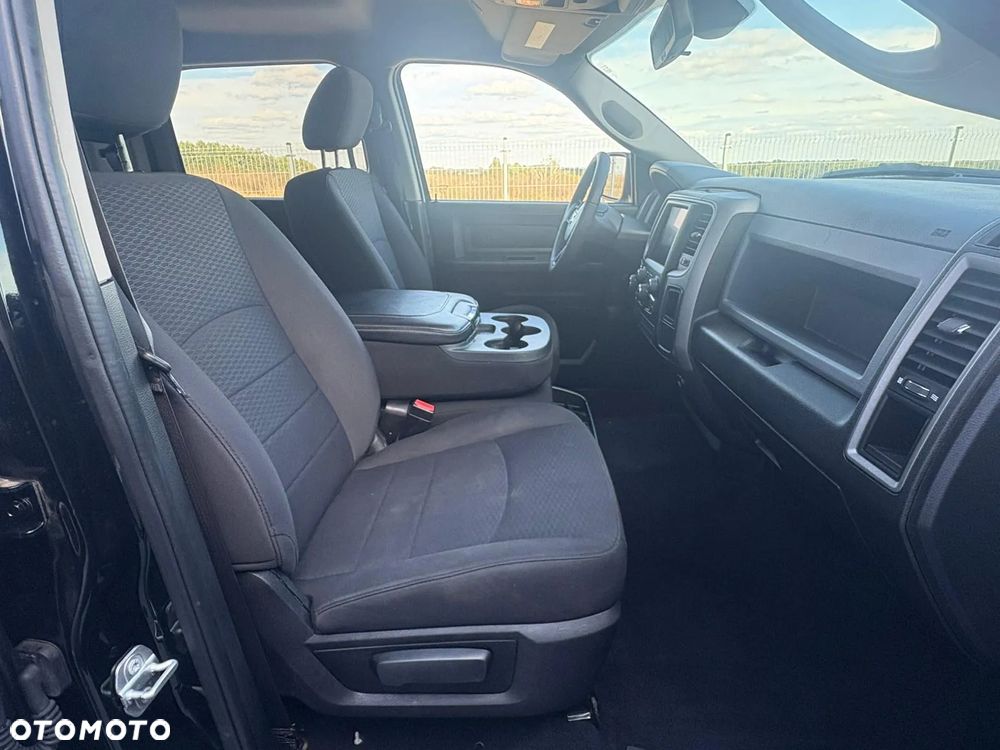 Dodge RAM 1500 5.7 4x4 - 12