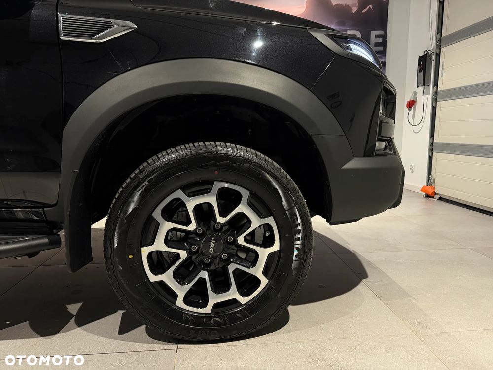 JAC T9 - 13