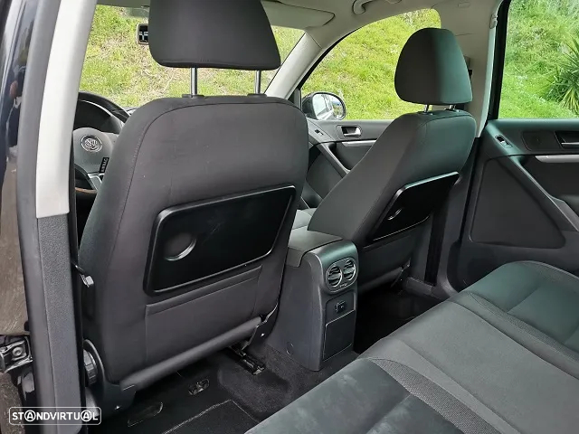 VW Tiguan 2.0 TDi Sport BlueMotion - 25