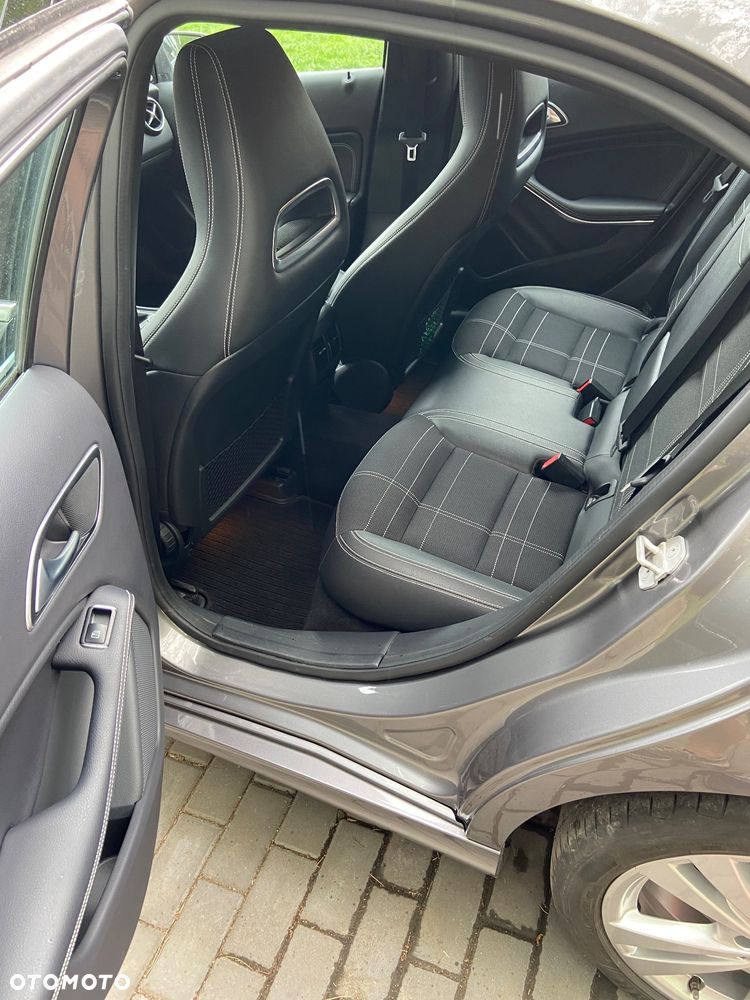 Mercedes-Benz Klasa A 200 CDI AMG Line - 9
