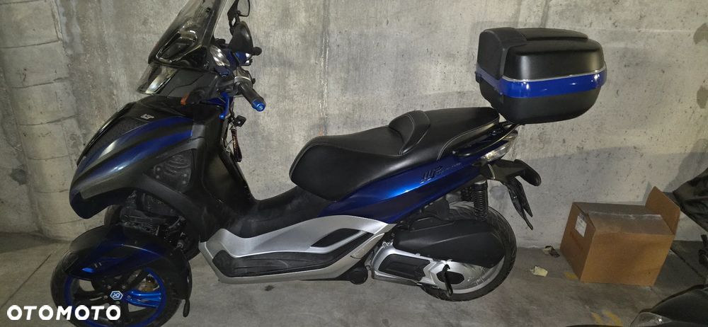 Piaggio MP-3 - 4