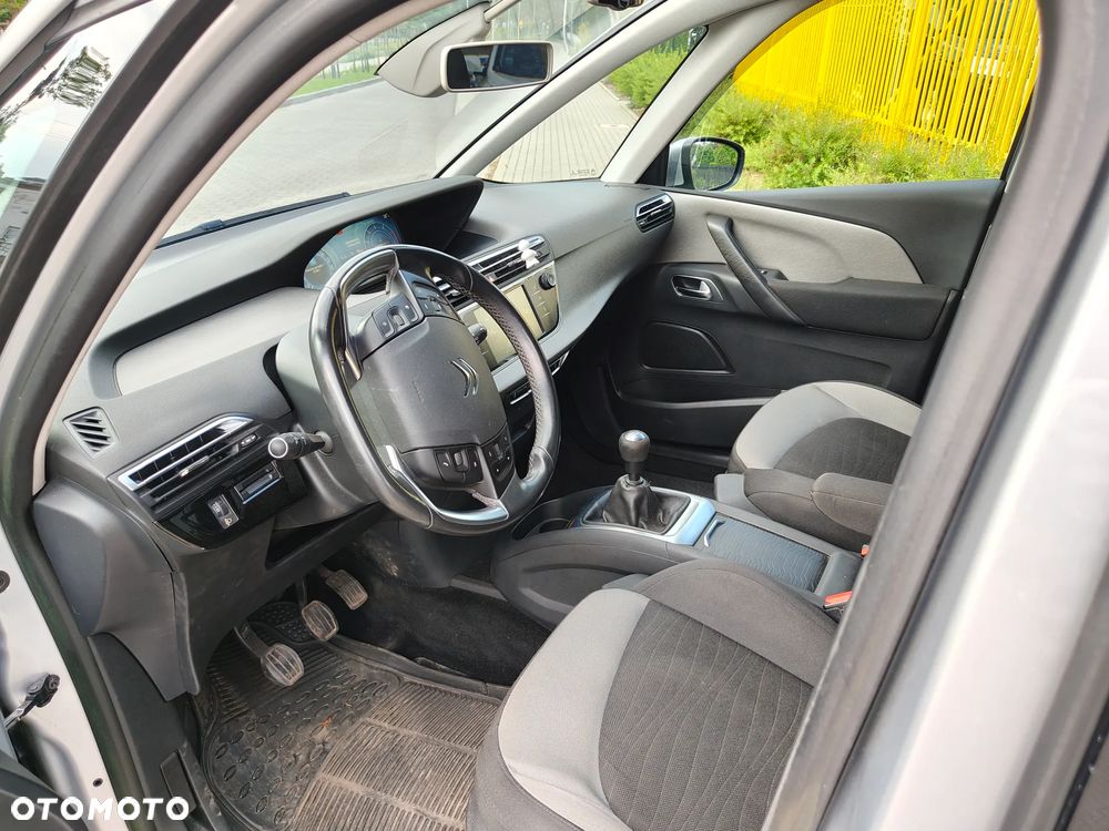 Citroën C4 Picasso THP 155 Exclusive - 22