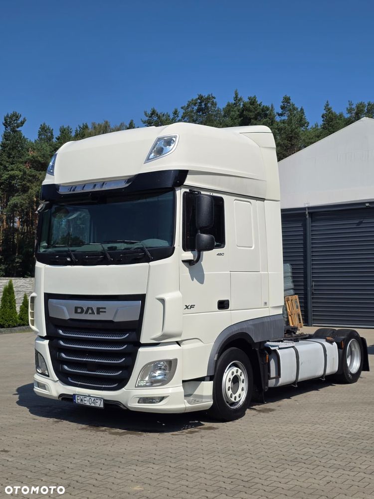 DAF 480 lowdeck mega - 4