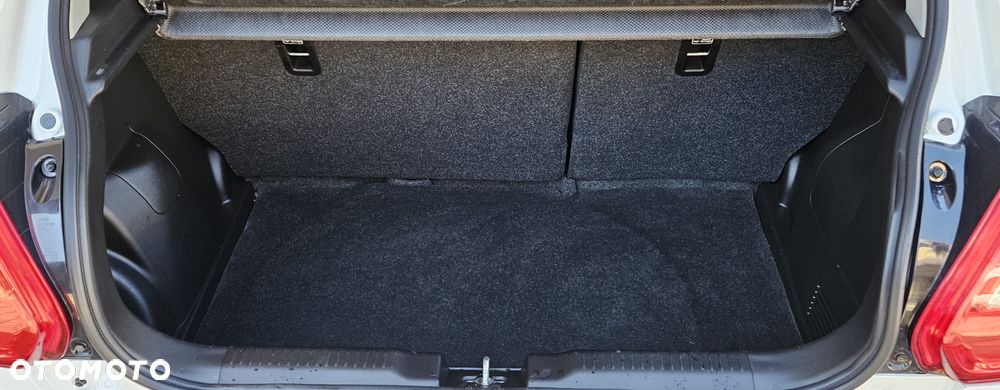 Suzuki Swift 1.2 SHVS Premium Plus - 23