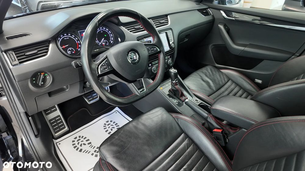 Skoda Octavia 2.0 TDI (Green tec) DSG RS - 10