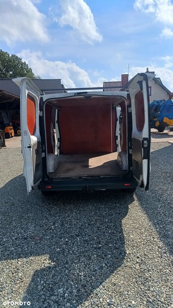 Opel Vivaro - 12