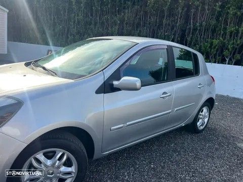 Renault Clio 1.2 16V Dynamique - 27
