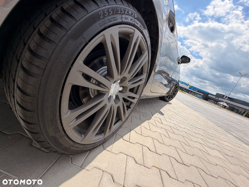 Audi A4 Avant 40 TFSI S tronic S line - 24