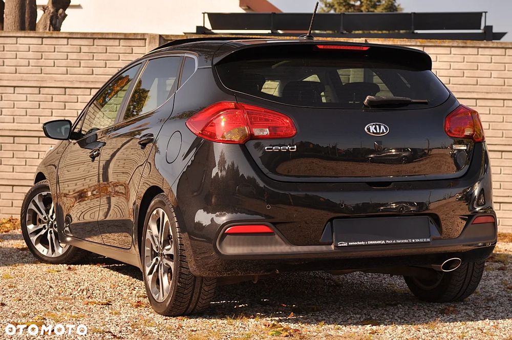 Kia Ceed 1.6 CRDi 128 Platinum Edition - 8