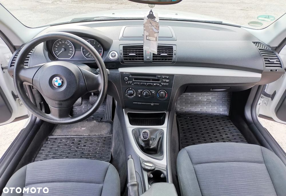 BMW Seria 1 116i Edition Lifestyle - 23
