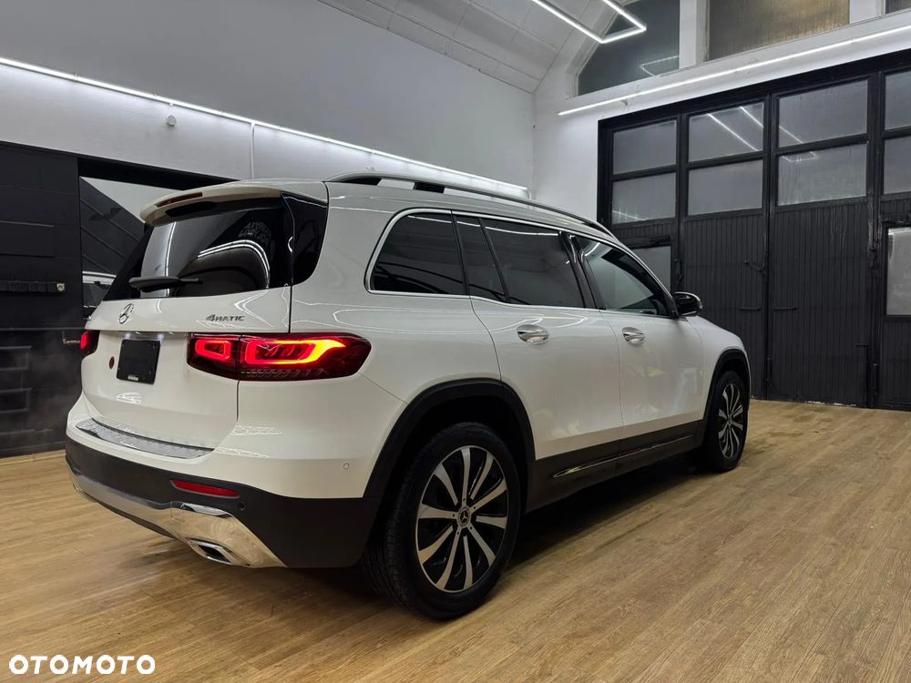 Mercedes-Benz GLB 250 4Matic 8G-DCT Special Edition - 5